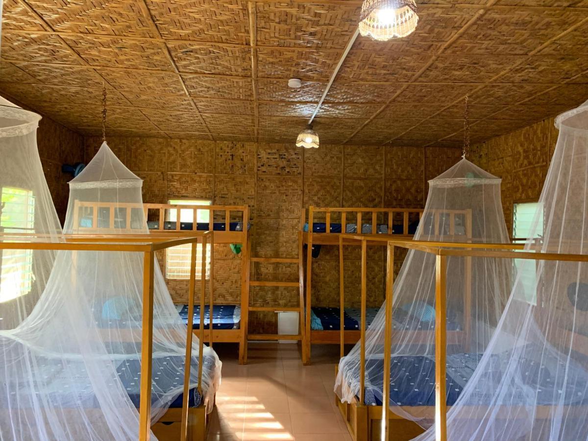 Izla Soanna Hostel Panglao Bagian luar foto
