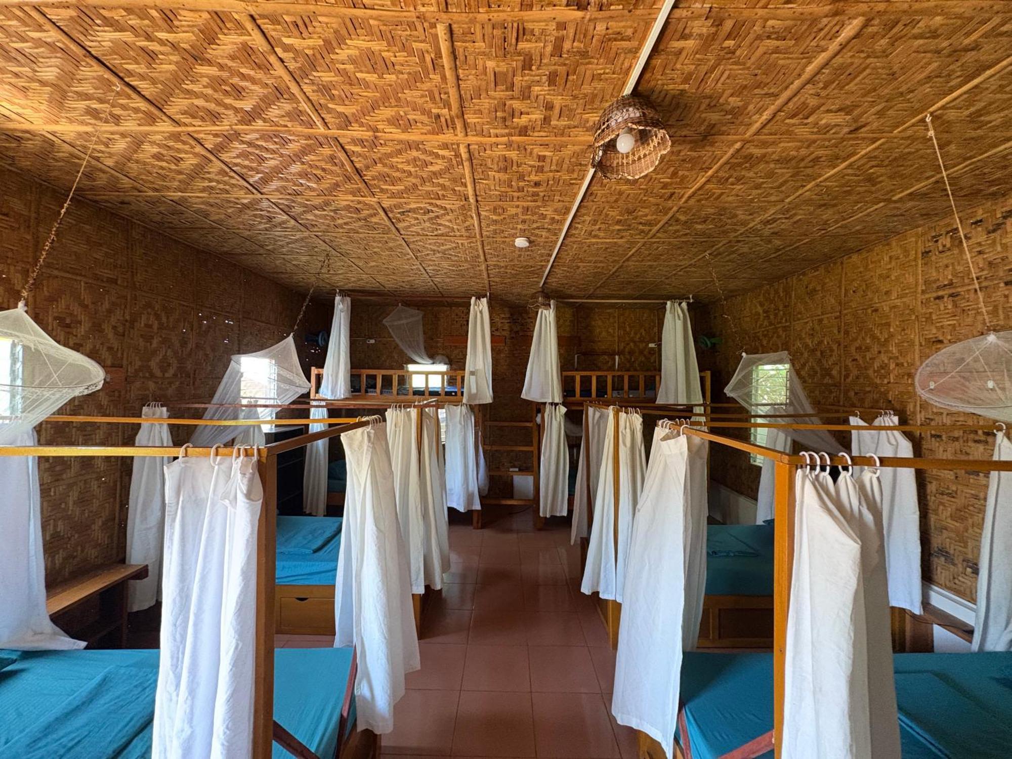 Izla Soanna Hostel Panglao Bagian luar foto